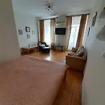 On Hretska 26/28 Appartamento